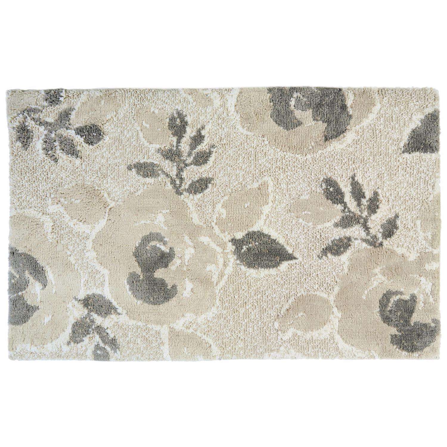  Simple Spaces 21 In. W X 33 In. L Multicolored Mocha Roses Polyester Rug