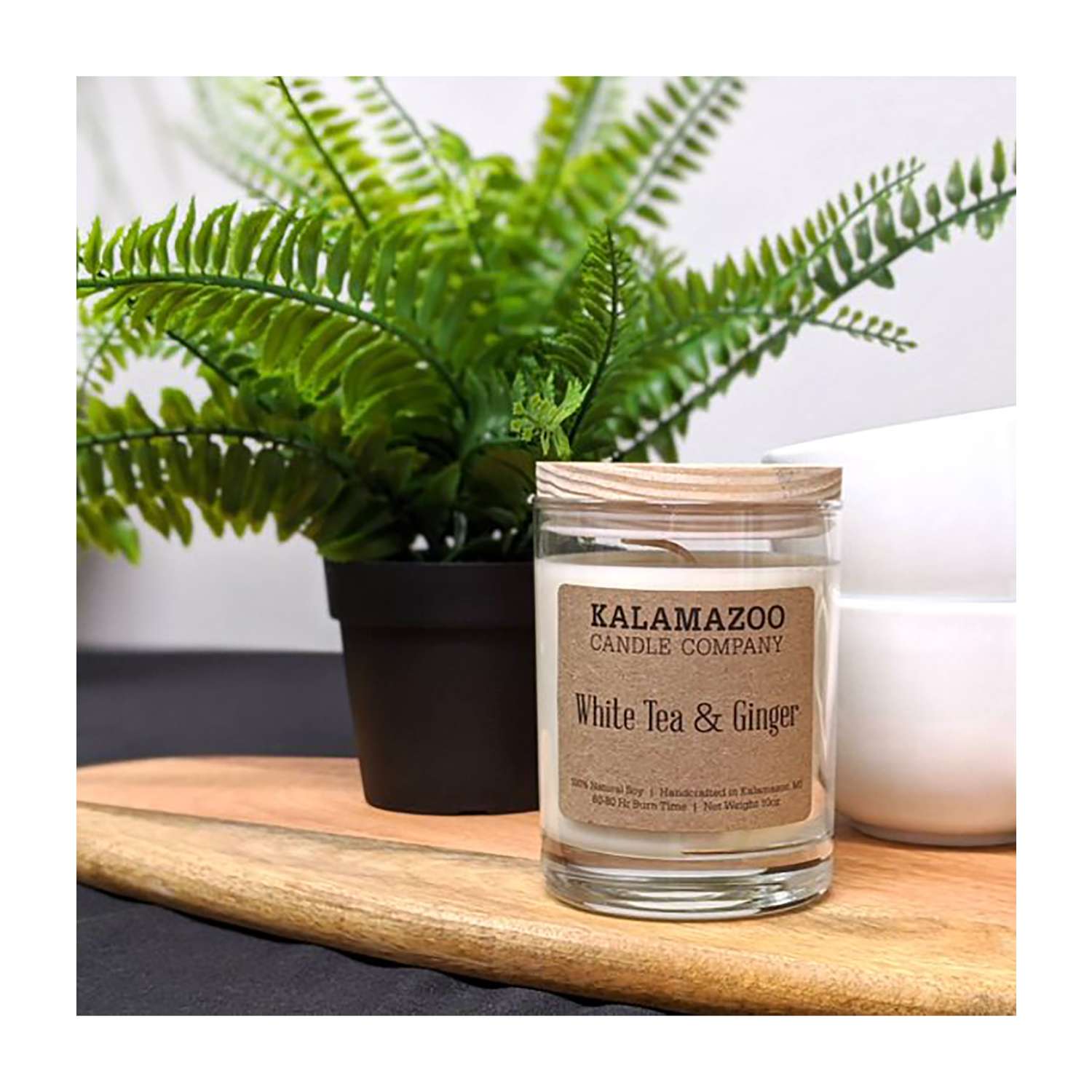  Kalamazoo Candle Company Clear Glass Jar With White Soy Wax, Wood Lid White Tea & Ginger Scent White