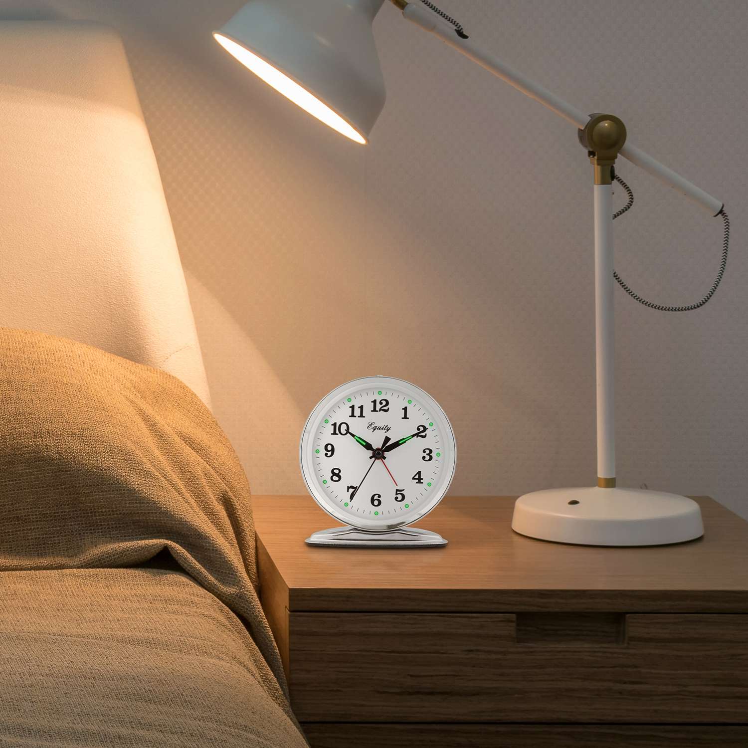  La Crosse Technology Equity 4.4 In. Silver Alarm Clock Analog