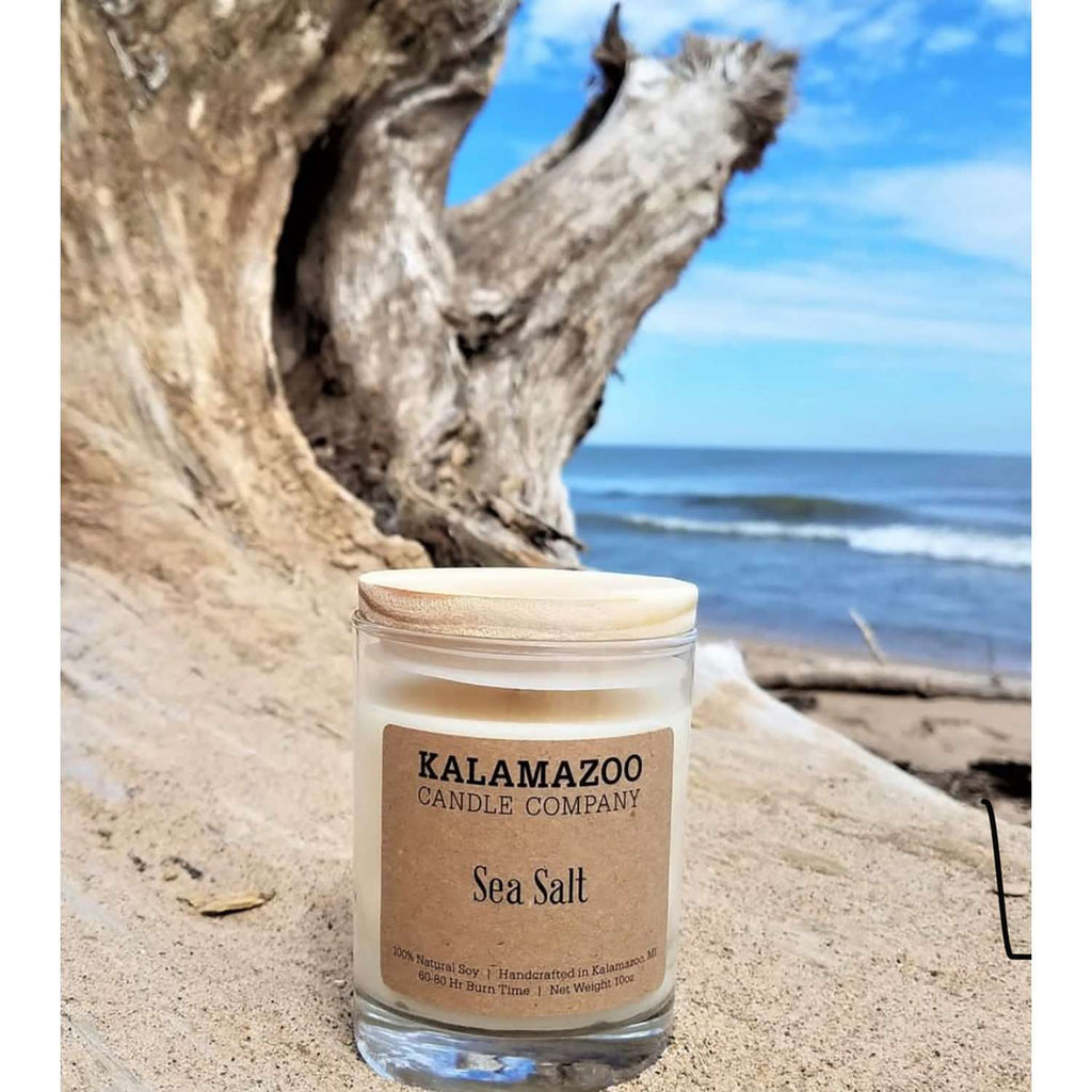  Kalamazoo Candle Company Clear Glass Jar With White Soy Wax, Wood Lid Sea Salt Scent Sea Salt, Clear