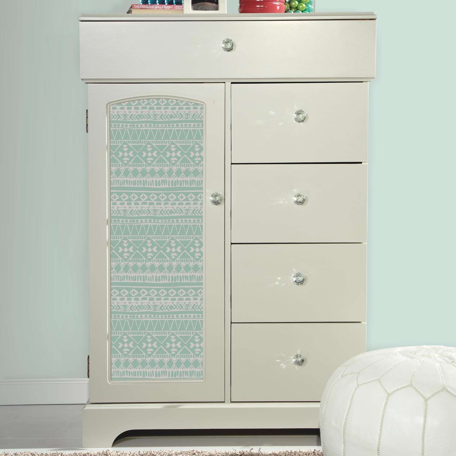  RoomMates 20.5 In. W X 16.5 Ft. L Tribal Vinyl Peel And Stick Wallpaper