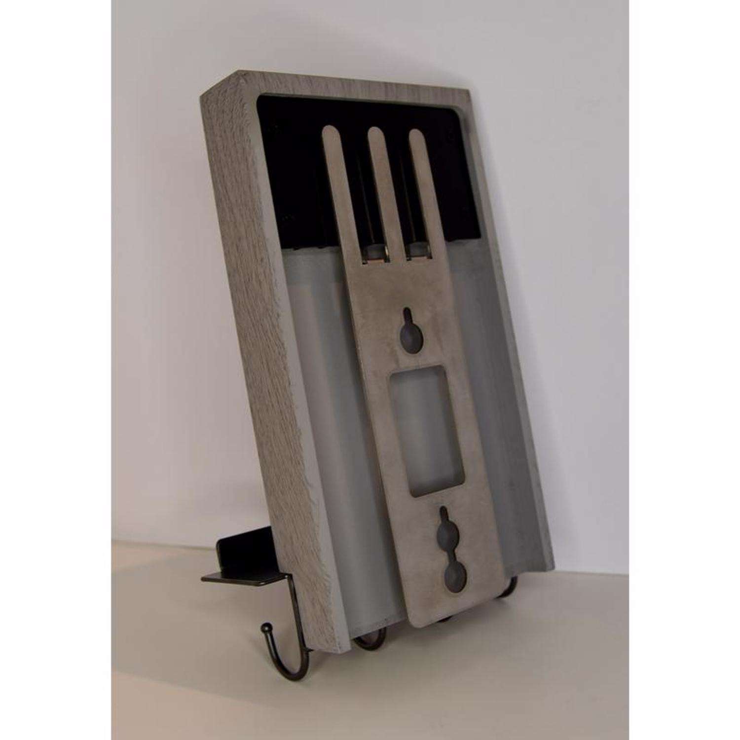  Hi-Jack 11 In. H X 3.5 In. W X 6.25 In. L Gray Metal/Wood Decor/Frame/Key Holder