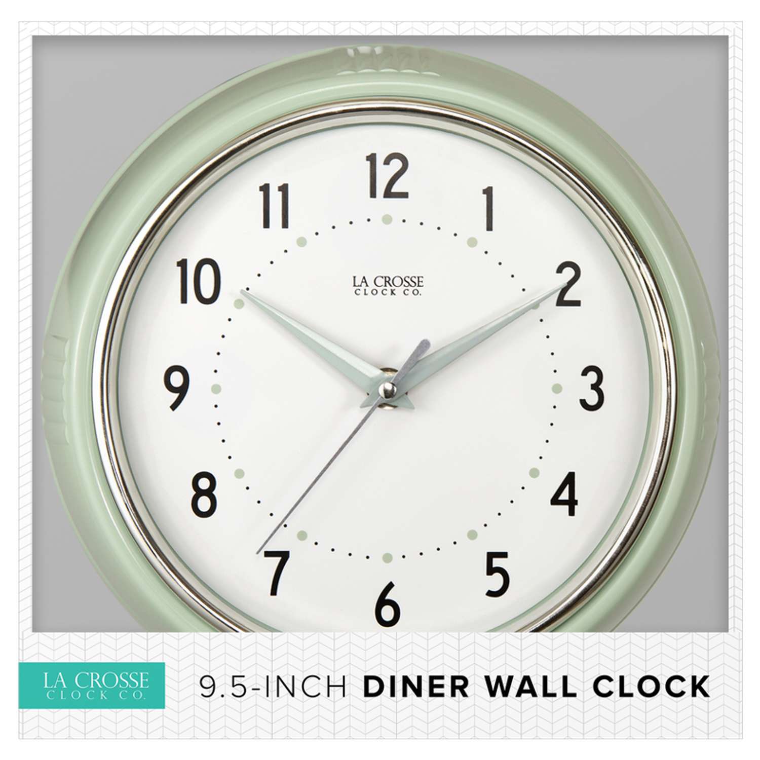  La Crosse Technology 9.5 In. L X 9.5 In. W Indoor Vintage Analog Wall Clock Glass/Plastic Green