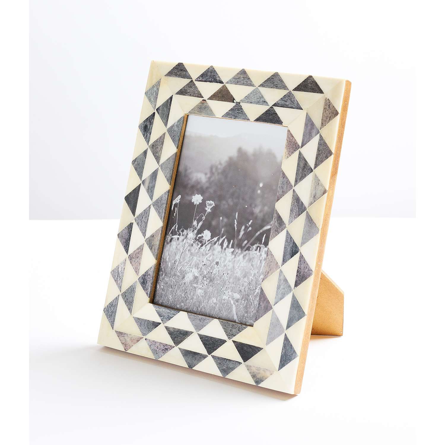  Matr Boomie Varuna Gray Bone Picture Frame 8.5 In. H X 6.5 In. W