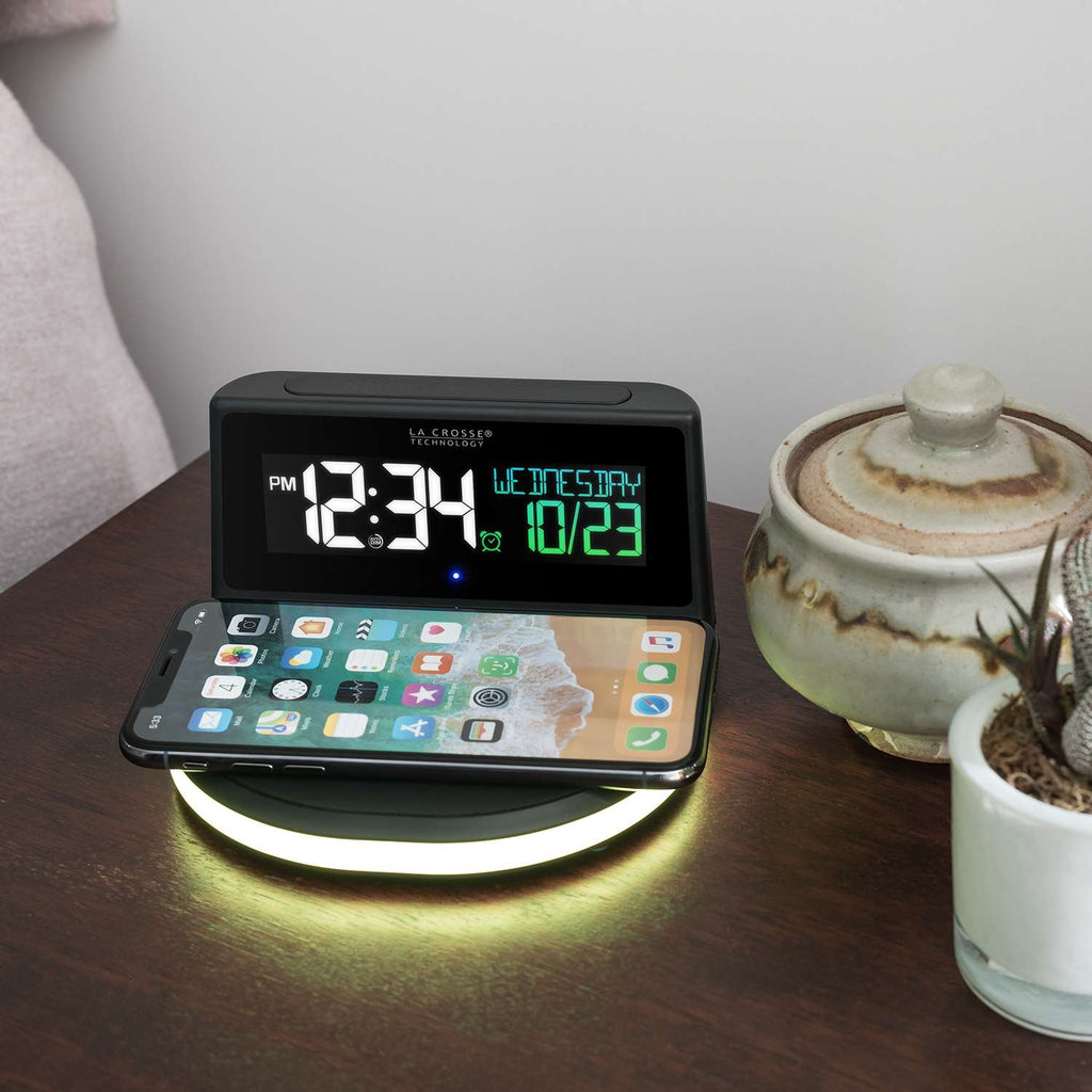  La Crosse Technology 4.97 In. Black Wireless Charging Alarm Clock Digital Plug-In