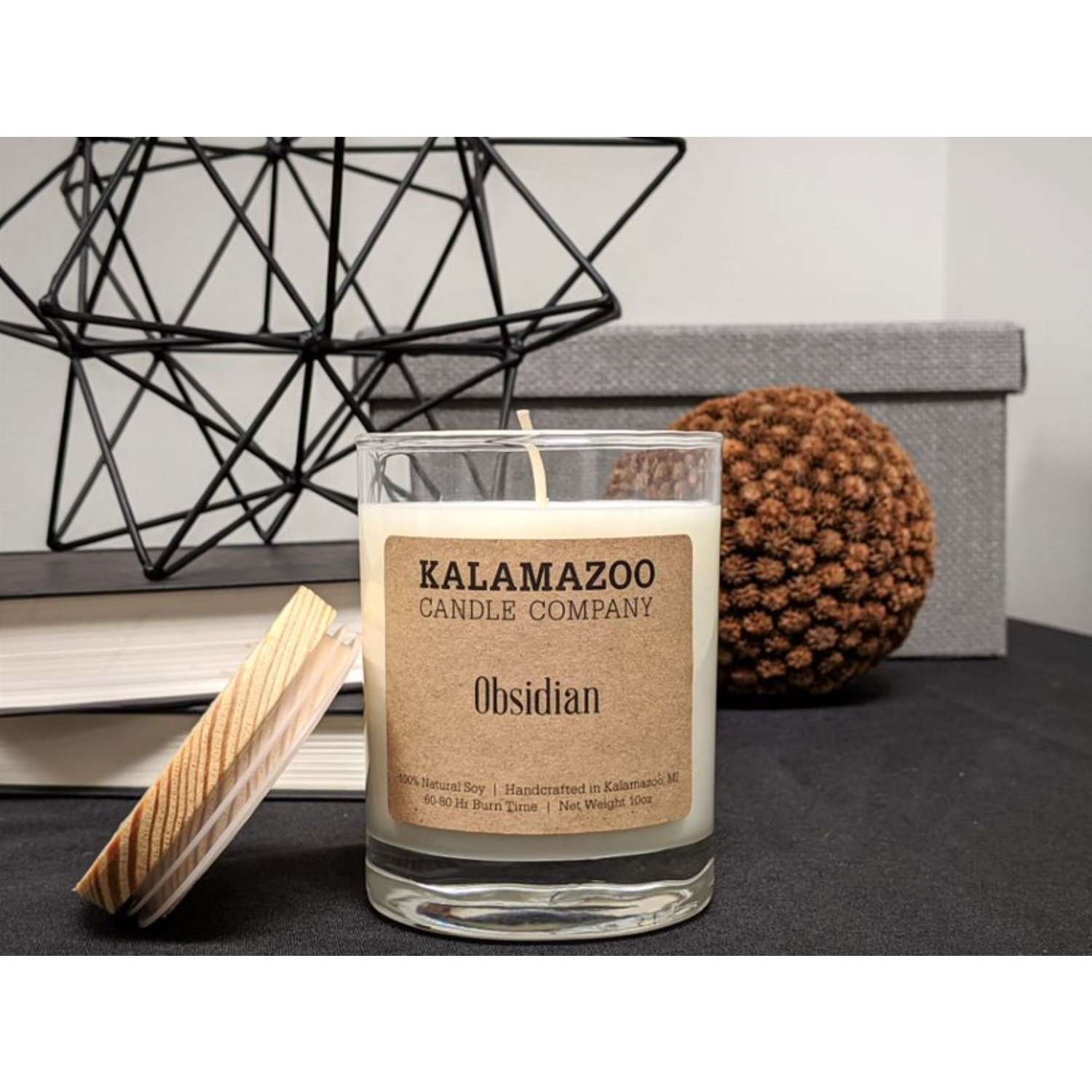  Kalamazoo Candle Company Clear Glass Jar With White Soy Wax, Wood Lid Obsidian Scent Obsidian, Clear