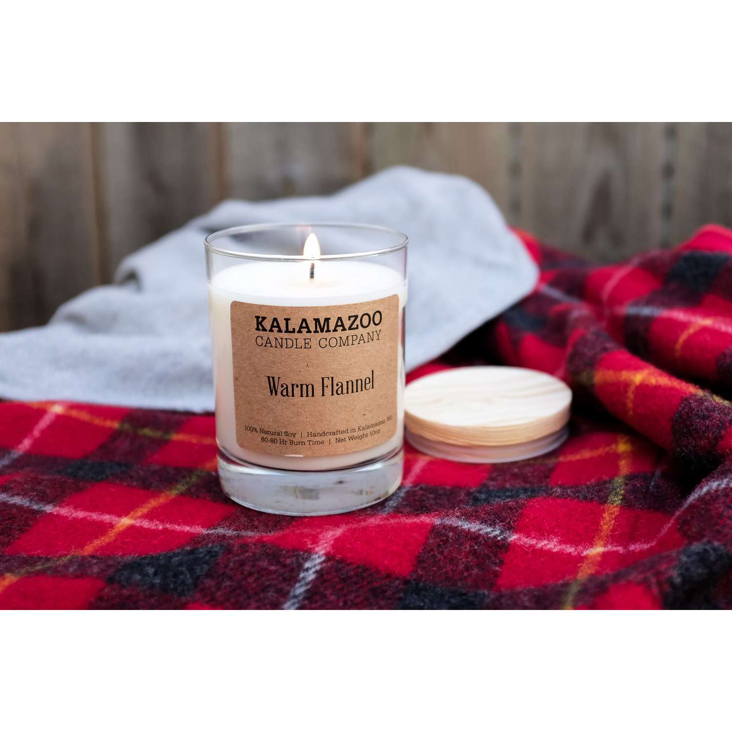  Kalamazoo Candle Company White Warm Flannel Scent Clear Glass Jar, Kraft Label On Side, Wood Lid Can
