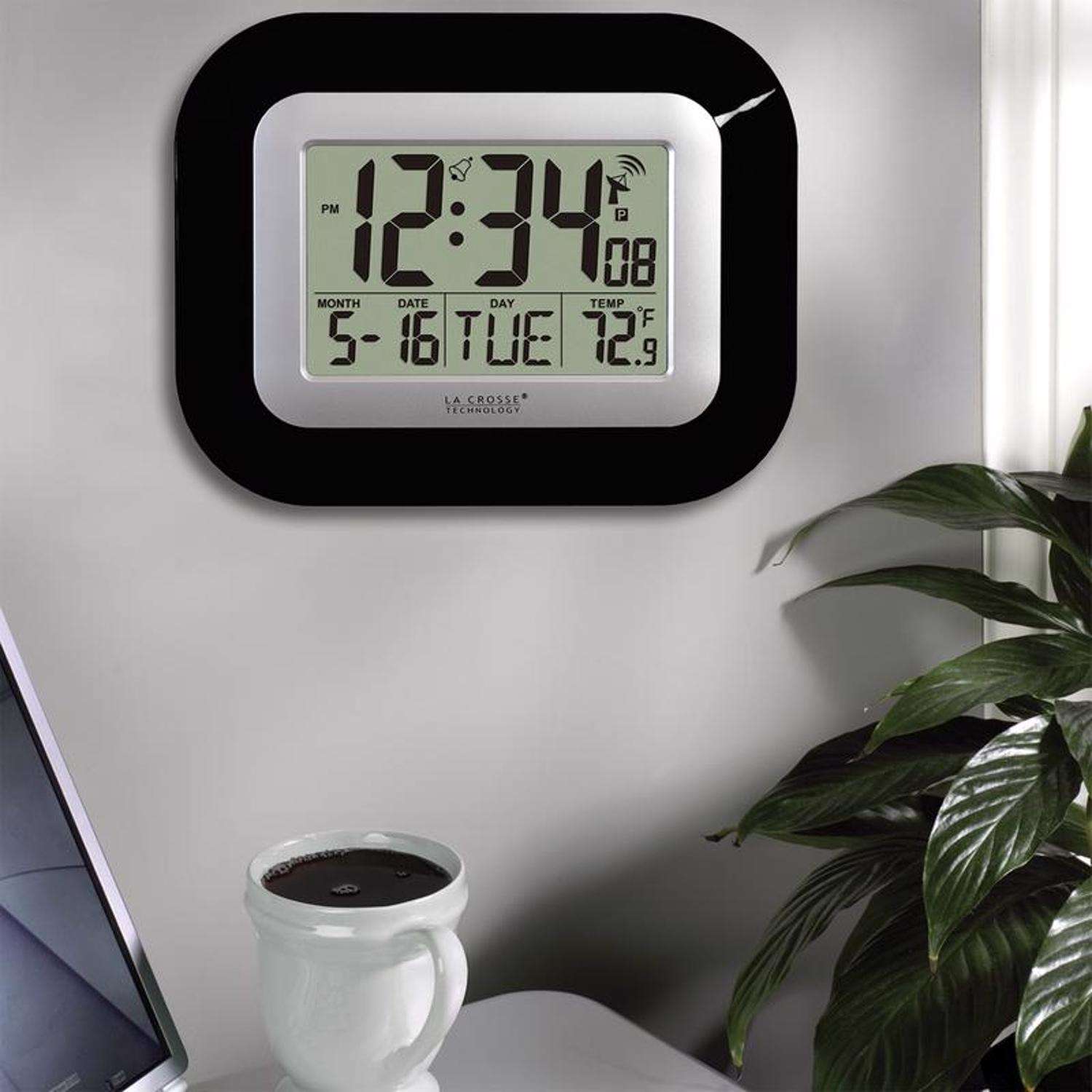  La Crosse Technology 8.95 In. L X 1.2 In. W Indoor Contemporary Digital Atomic Wall Clock Plastic Bl