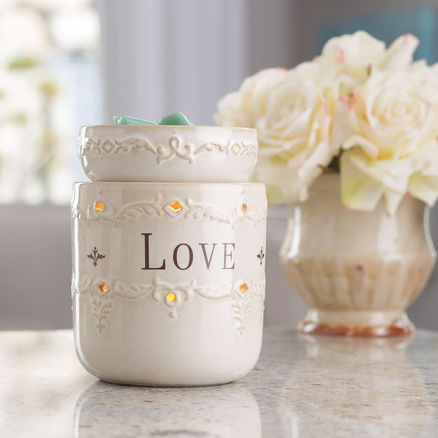  Candle Warmers Cream Fragrance Warmer