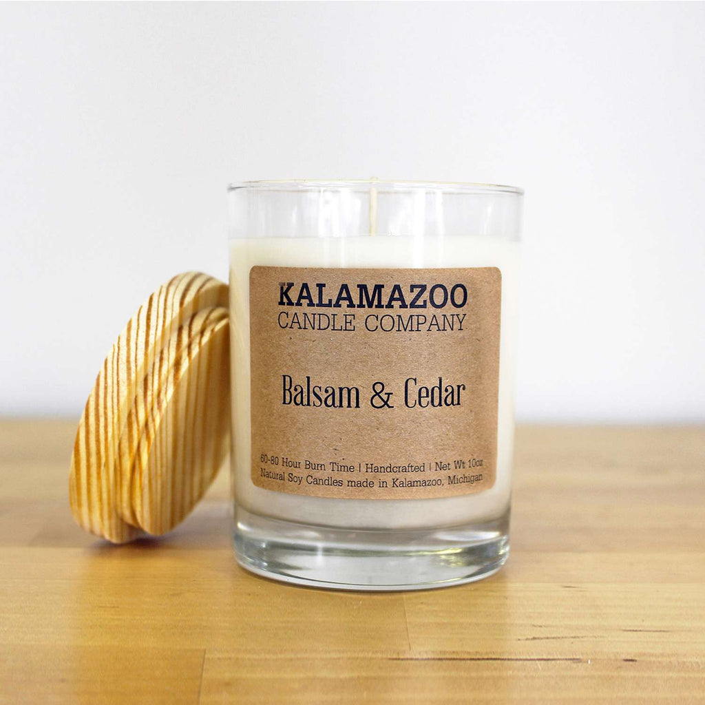  Kalamazoo Candle Company Clear Glass Jar With White Soy Wax, Wood Lid Balsam & Cedar Scent Balsam &