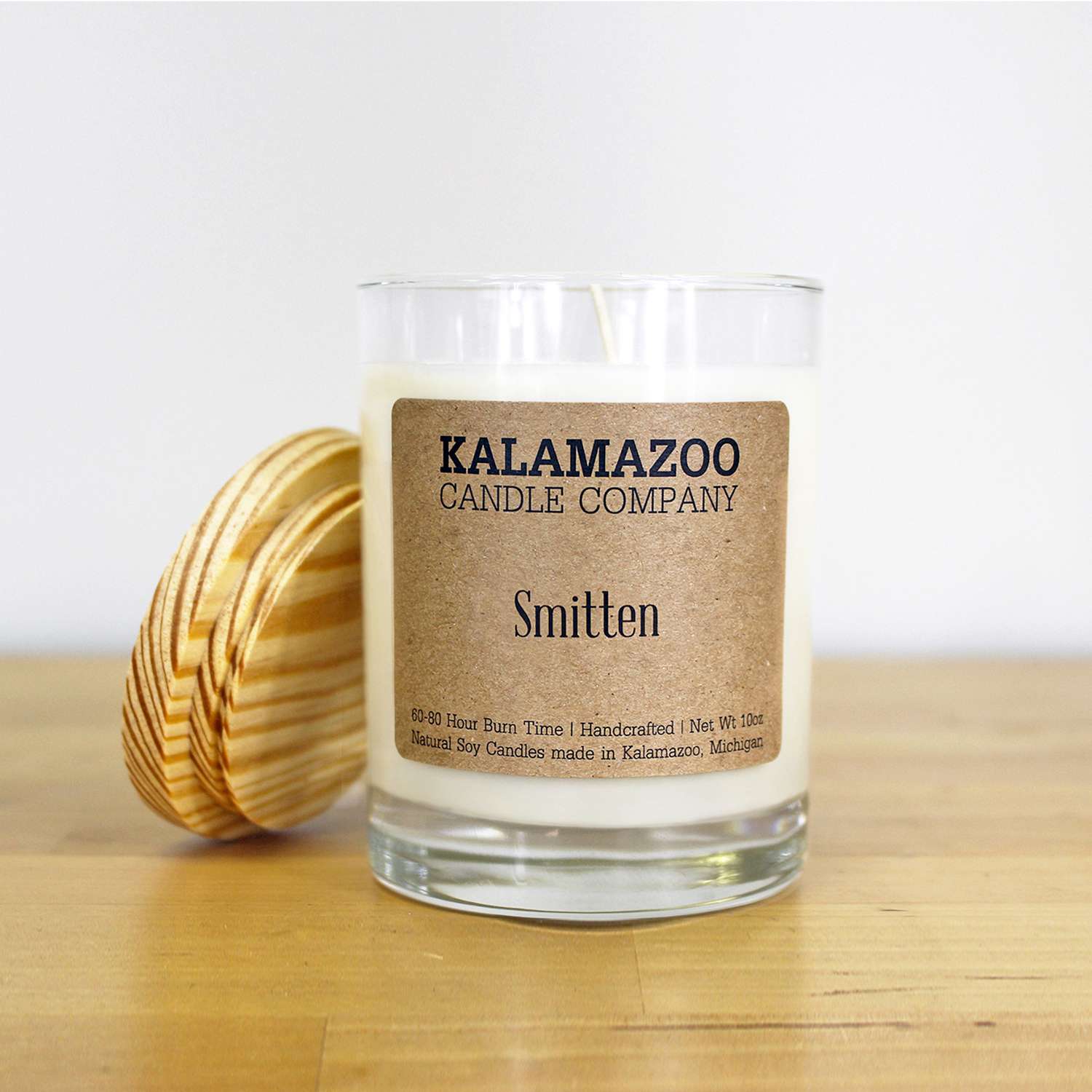  Kalamazoo Candle Company Clear Glass Jar With White Soy Wax, Wood Lid Smitten Scent Smitten, Clear G