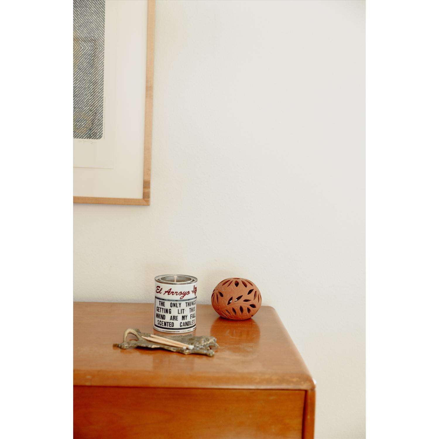  El Arroyo White Holiday Pine Scent The Only Things Candle 14 Oz