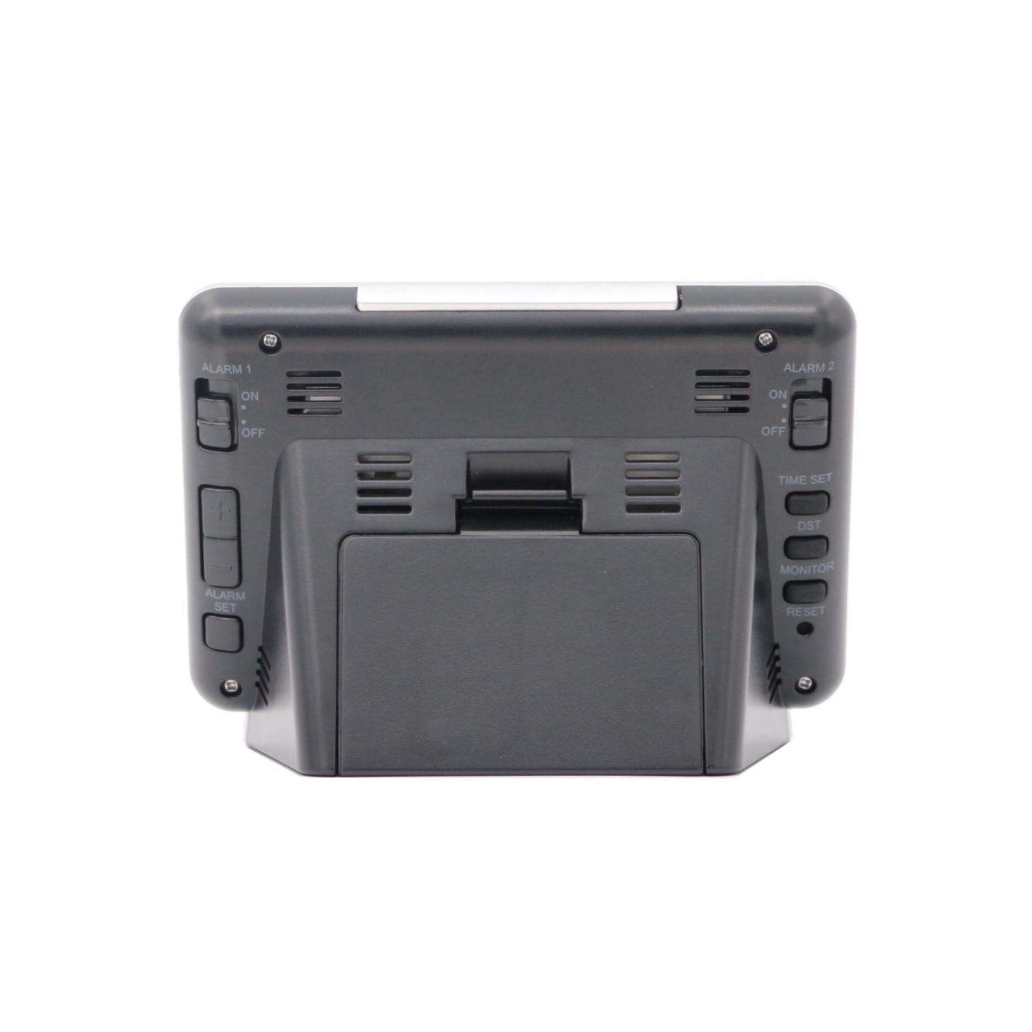  Seiko 5.00 In. Black Alarm Clock Analog Battery Operated