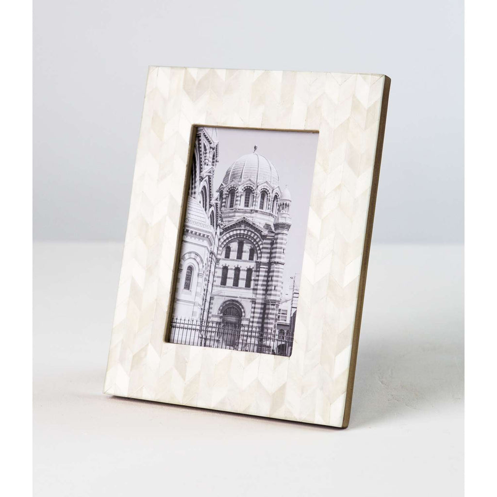  Matr Boomie Pearl Stone Picture Frame 8.5 In. H X 6.5 In. W