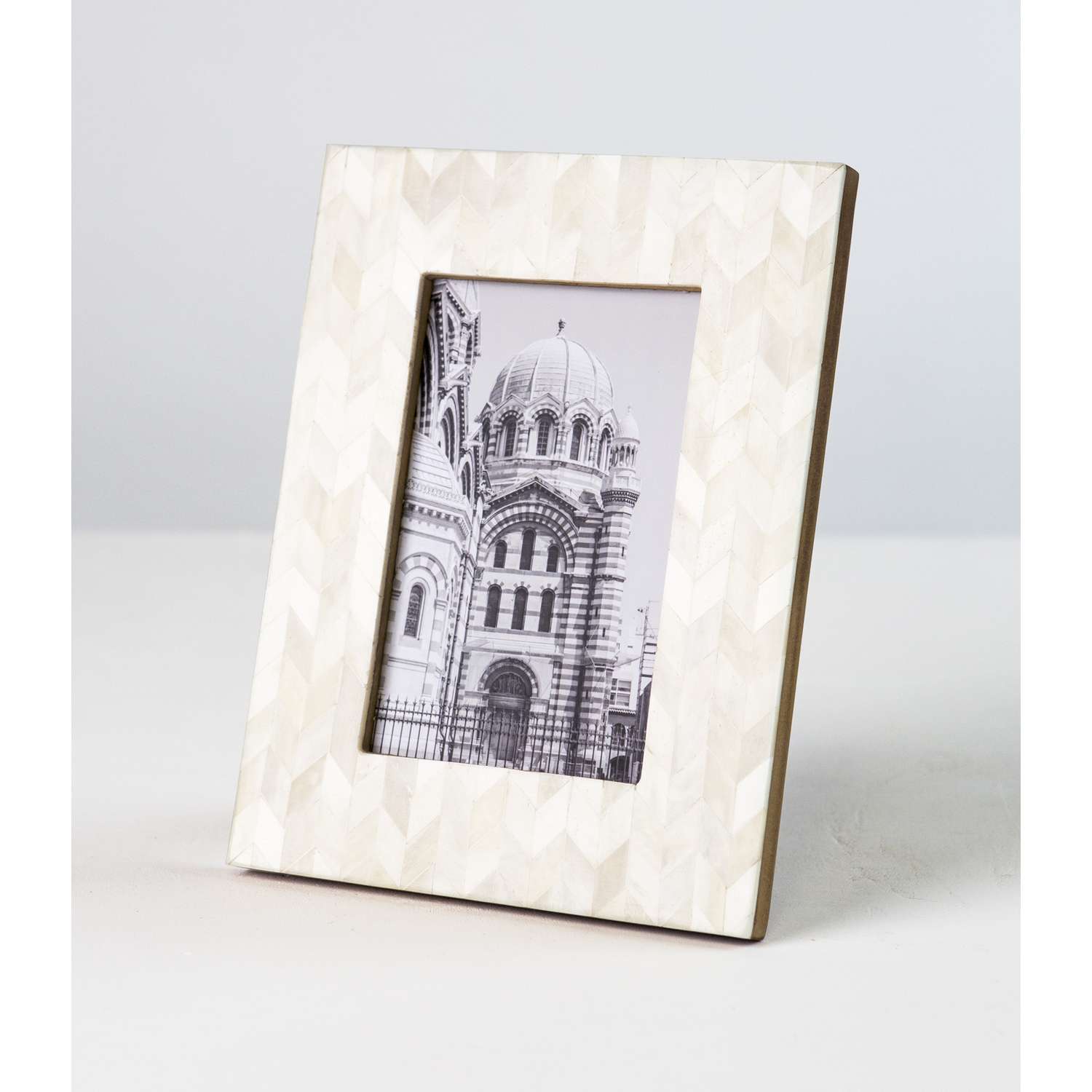  Matr Boomie Pearl Stone Picture Frame 8.5 In. H X 6.5 In. W