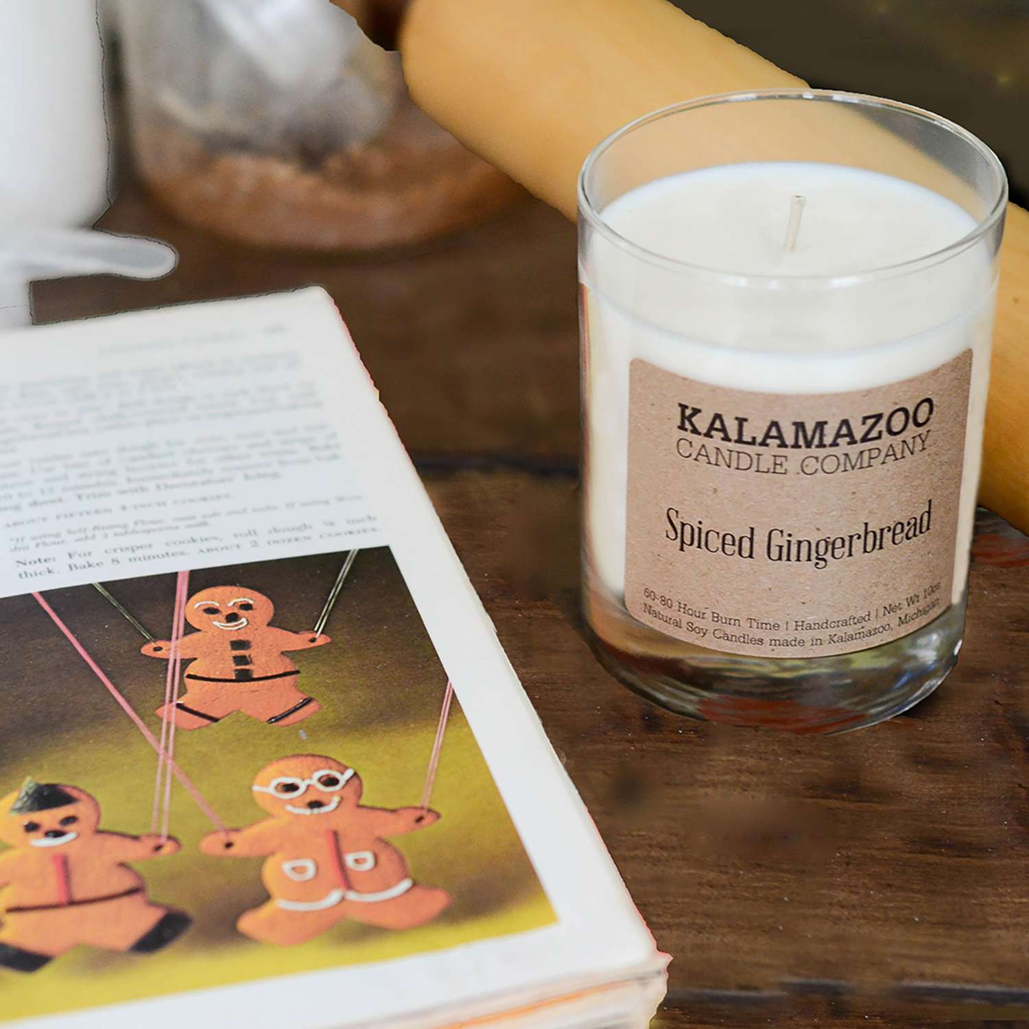  Kalamazoo Candle Company Clear Glass Jar With White Soy Wax, Wood Lid Spiced Gingerbread Scent Spice