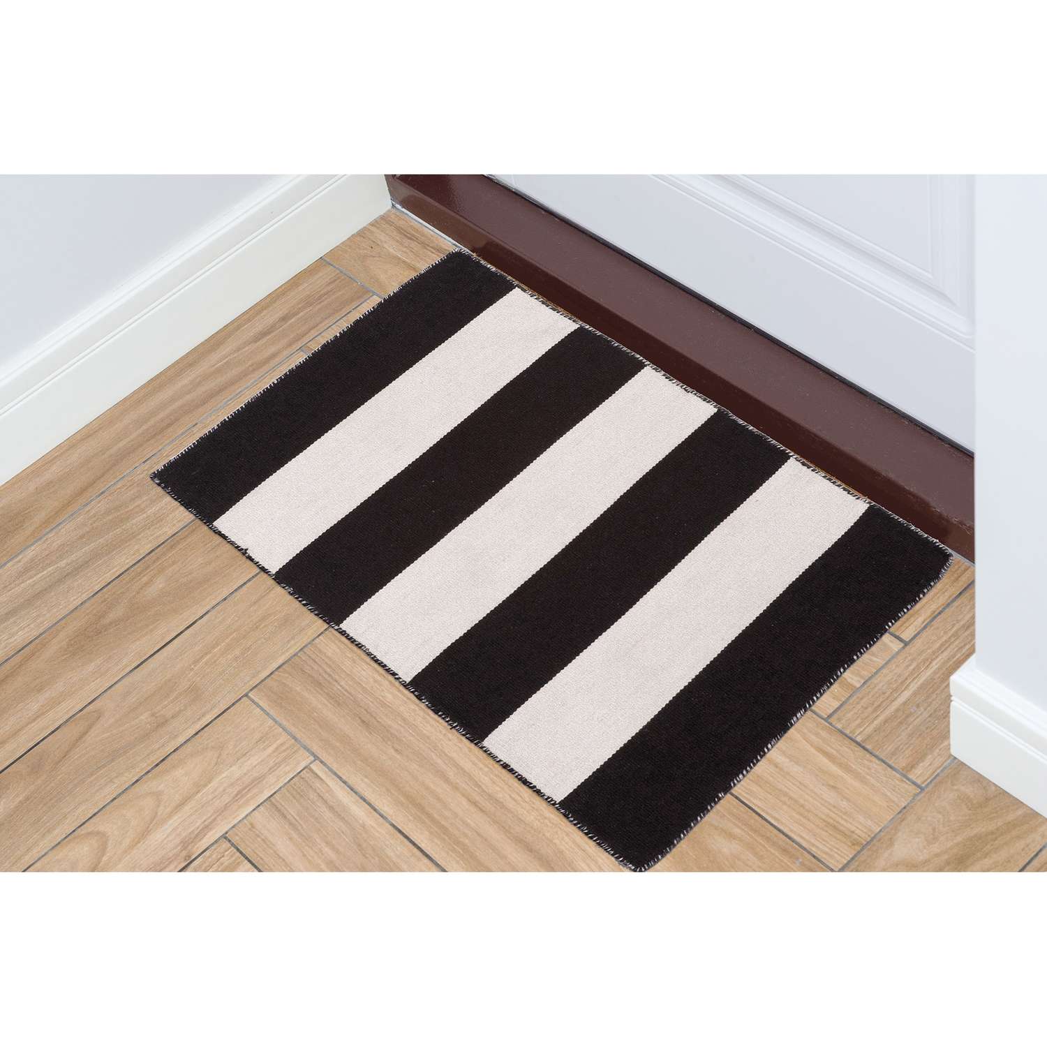  Liora Manne Sorrento 2 Ft. W X 3 Ft. L Black Casual Polyester Rug